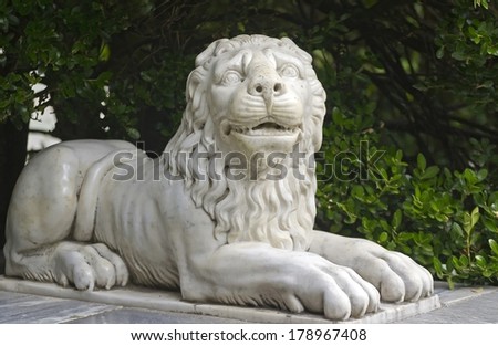 marble lion in city park