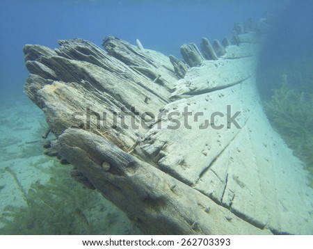 The John Walters Schooner underwater Sunken Ship in Tobermory Fathom Five National Park