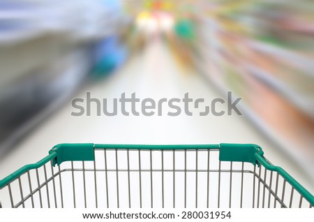 supermarket aisle, Motion Blur with shopping cart