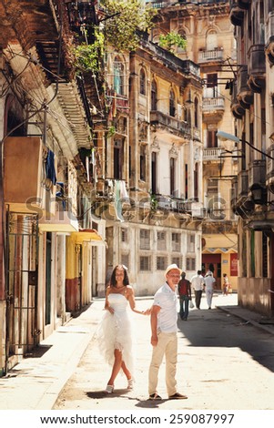 Wedding sunny couple in Cuba near the sea