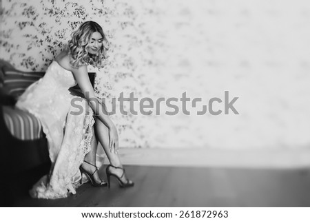 wedding bride verying heels Como, Italy
