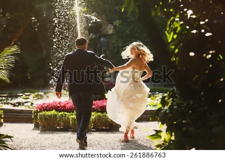 wedding couple in Como lake, Italy