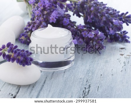 natural facial cream with lavender