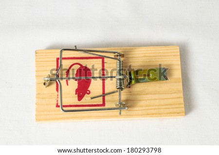 wooden mouse trap