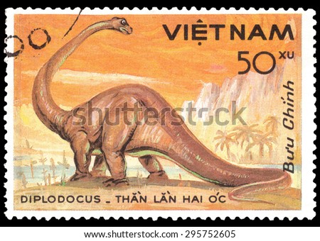 VIETNAM - CIRCA 1984: stamp of Vietnam depicted prehistoric animal dinosaur Diplodocus