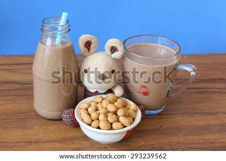 peanuts coconut cream coated,peanuts,plant,chocolate milk