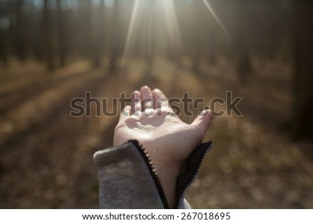 Sun hand