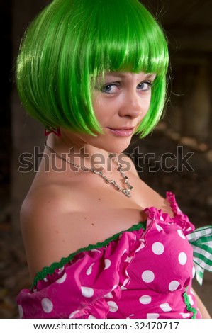 woman in a green wig