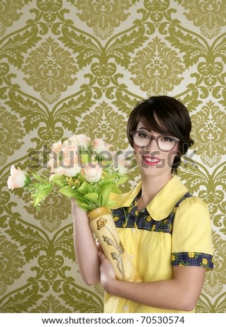 housewife nerd retro woman ugly flowers vase vintage wallpaper