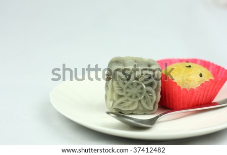 Chinese Moon Cake  Chinese Moon Cake is the traditional dessert for Chinese Moon Festival (Mid-Autumn Festival)