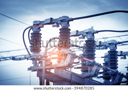 High voltage circuit breaker in a power substation