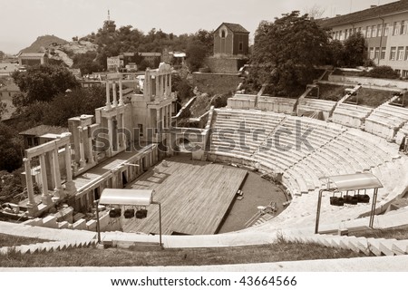 ancient roman amphitheatre