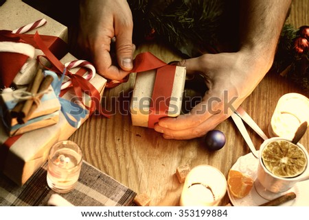 packaging gift hand christmas wood