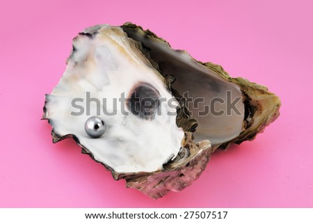 shell with pearls