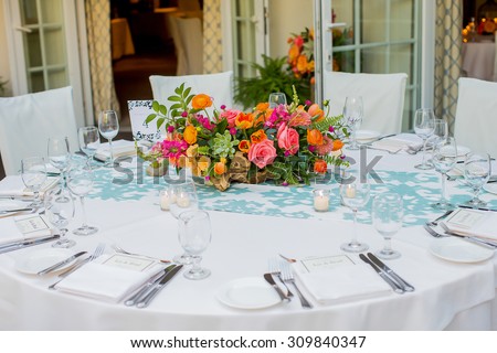 Floral centerpiece at a wedding reception
