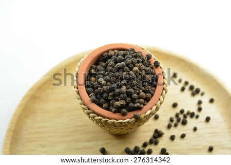 Black pepper is a flowering vine in the family Piperaceae, cultivated for its fruit, which is usually dried and used as a spice and seasoning.