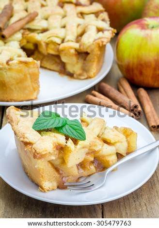 Homemade delicious apple pie with lattice pattern