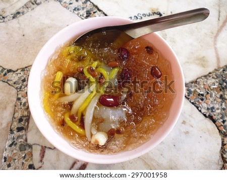 Thai traditional sweet soup with beans, white and yellow noodles