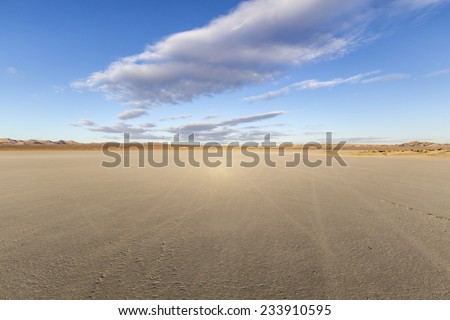 El Mirage dry lake bed in California\'s Mojave desert.
