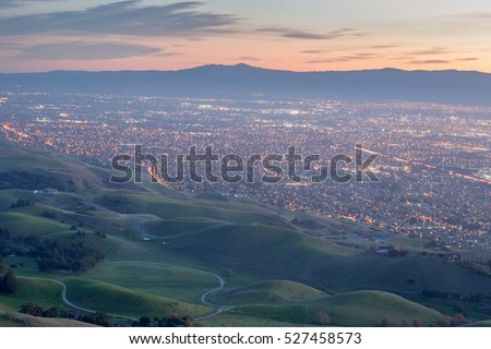 Silicon Valley and Green Hills at Dusk. Monument Peak, Ed R. Levin County Park, Milpitas, California, USA.
