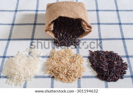 Groups of rice varieties on table cloth background