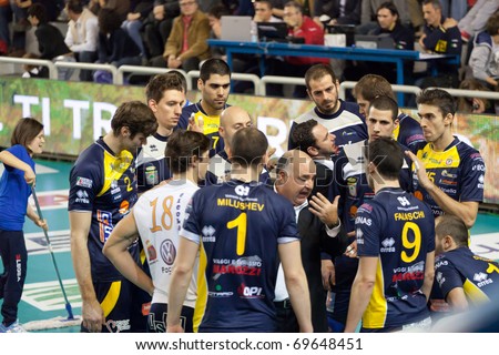 S.GIUSTINO, PERUGIA, ITALY - JANUARY, 2: Volleyball Italian Men\'s A1 League, Time Out, RPA S. Giustino vs BCC-Nep Castellana Grotte at PalaKemon on Jan 2 2011, S.Giustino, Italy