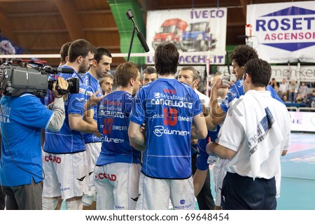 S.GIUSTINO, PERUGIA, ITALY - JANUARY, 2: Volleyball Italian Men\'s A1 League, Time Out, RPA S. Giustino vs BCC-Nep Castellana Grotte at PalaKemon on Jan 2 2011, S.Giustino, Italy