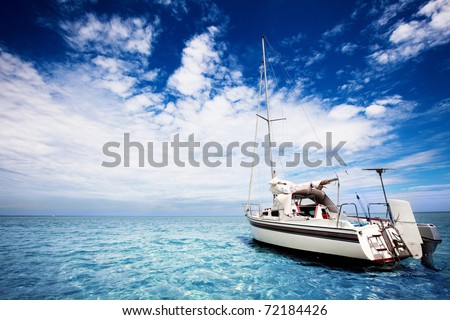 Yachting in gorgeous tropical waters