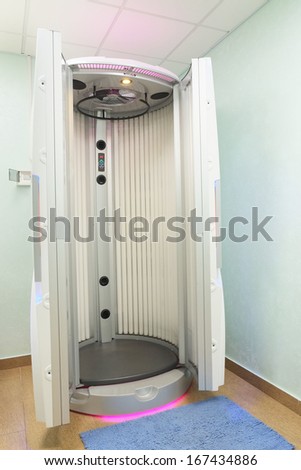 The image of a tanning booths