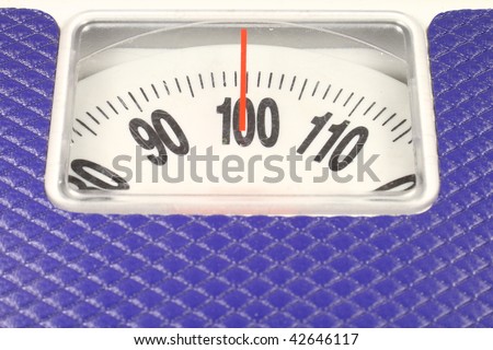 dial of dial-indicating scales shows 100 kg