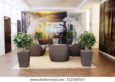 the interior of the hotel lobby
