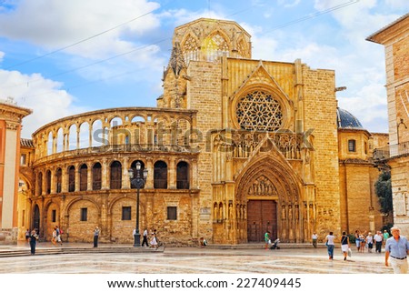 VALENCIA, SPAIN - SEPT 10: Square of Saint Mary\'s and Valencia  Cathedral Temple in old town. Every year,Valencia(third size population  city in Spain)welcomes more than 4 million visitors.