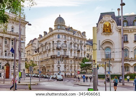 VIENNA, AUSTRIA- SEPTEMBER 10, 2015: Cityscape  views of one of Europe\'s most beautiful town- Vienna. Peoples on streets, urban life Vienna. Austria