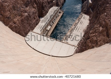 Named one of the Top 10 Construction Achievements of the 20th Century, Hoover Dam continues to draw crowds more than 70 years after its creation.