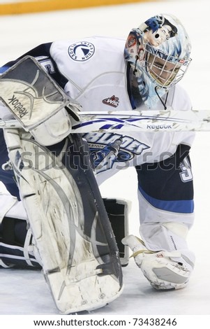 Ca prend du changement! - Page 5 Stock-photo-saskatoon-march-goalie-steven-stanford-of-the-saskatoon-blades-warming-for-a-game-between-the-73438246