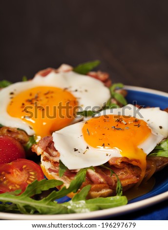 Fried egg sandwich breakfast meal