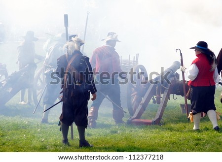 BERGEN OP ZOOM, NETHERLANDS - SEPTEMBER  8 : Actors reenact the Siege of Bergen op Zoom on Sept. 8, 2012 in BOZ, Netherlands. The actual  attacks lasted from September 23rd till November 13th 1588.