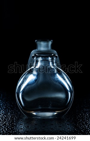 Small perfume bottle (vial, phial)