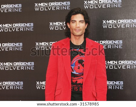 MEXICO CITY-MAY 26: Actor Victor Gonzalez attends the X-MEN ORIGINS: WOLVERINE Mexico, City., Premier at Auditorio Nacional at Mexico,City.,Mexico May 26, 2009