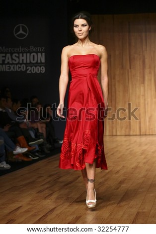 MEXICO CITY - MAY 18: A model walks the runway wearing Macario Jimenez Autumn/Winter 2009 during Mercedes-Benz Fashion Mexico Autum/Winter 2009 May 18, 2009 in Mexico City.