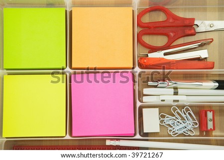 Stationery tray with Four Blank Post-it notes to add your own text,