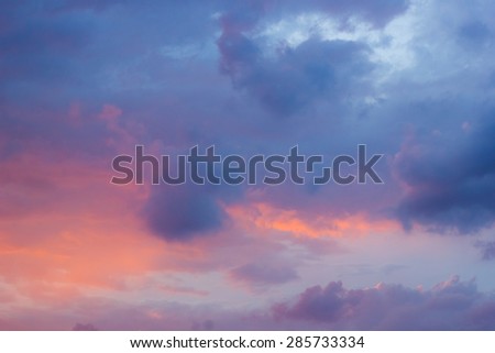 color of cloud after sunset