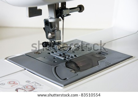 Sewing Machine Equipment