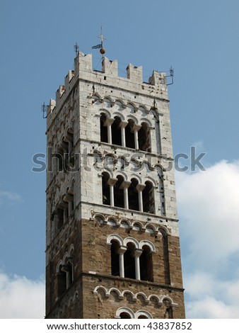 Lucca - the tower of St Martin\'s Cathedral