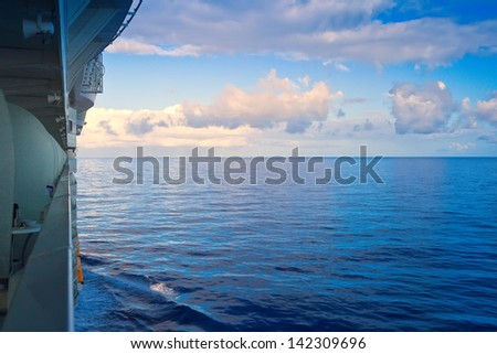 View of the Caribbean Sea from the side of a ship