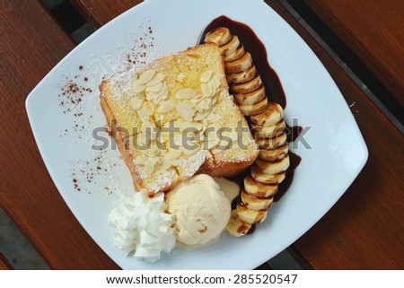 Honey toast on white dish at cake shop