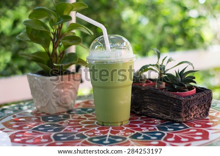 Green tea smoothies