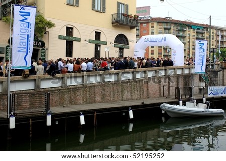 MILAN - APRIL 30: Crowd during opening ceremony at NavigaMI Salone Nautico, boat show exhibition in the area of Navigli April 30, 2010 in Milan, Italy.