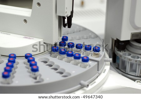 vials on autosampler of gas chromatography-mass spectrophotometer