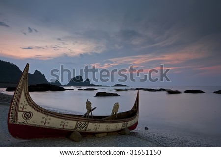 Orchid island sunrise Taiwanese orchid island  Reaches realize race boat and sunrise